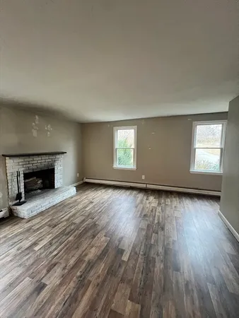 $3,650 | 36 Mt Pleasant Street, Unit 4, Plymouth, MA 02360