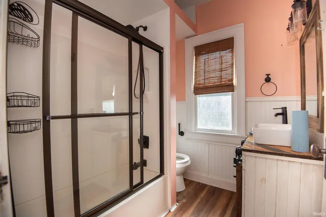 $129,900 | 607 Barnett Street, Vincennes, IN 47591