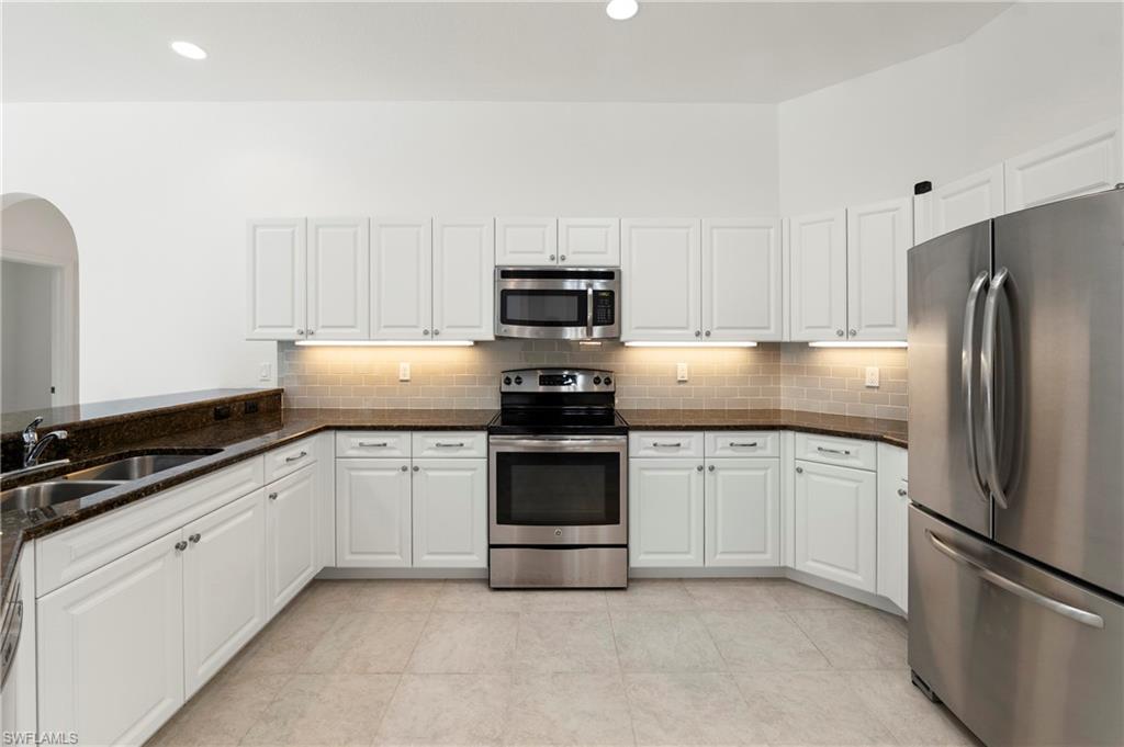 410 17th Street Southwest Naples, FL 34117 - Photo 21 of 49