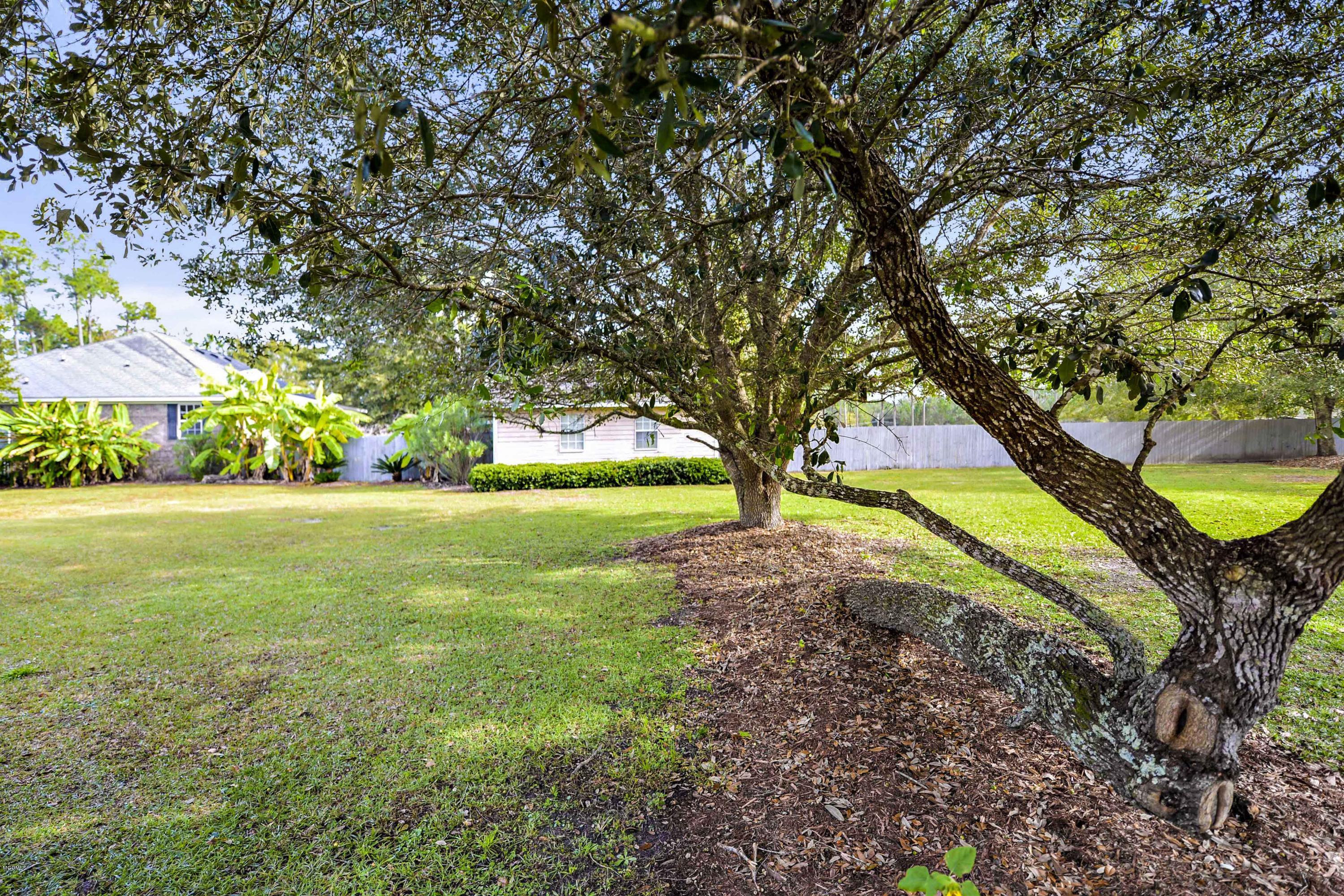 7801 Joe Fountain Road Ocean Springs, MS 39564 - Photo 38 of 48 038