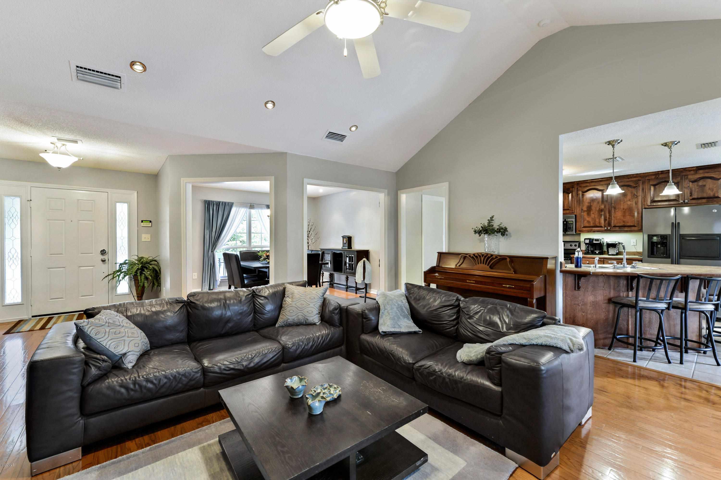 7801 Joe Fountain Road Ocean Springs, MS 39564 - Photo 8 of 48 008
