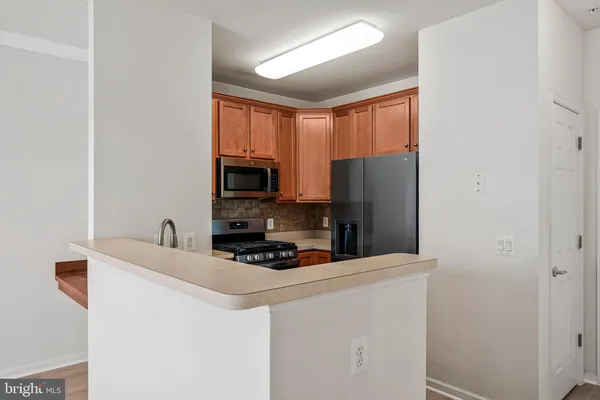 $1,900 | 3810 Lightfoot Street, Unit 308, Chantilly, VA 20151