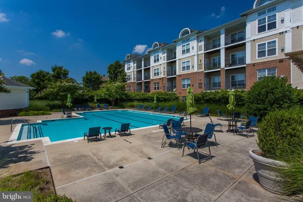 $1,900 | 3810 Lightfoot Street, Unit 308, Chantilly, VA 20151
