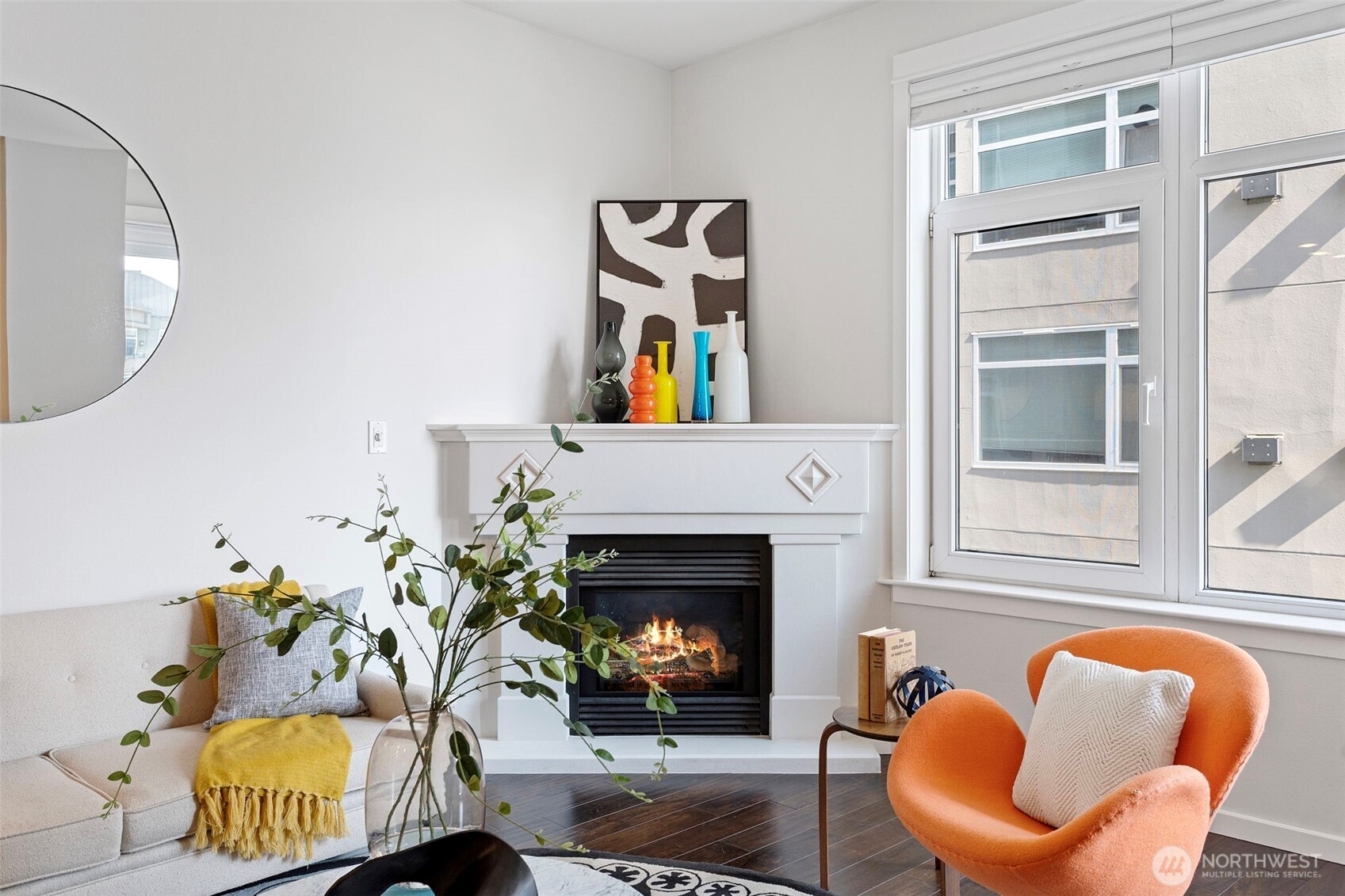 2801 1st Avenue, Unit 612 Seattle, WA 98121 - Photo 2 of 25