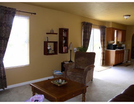 1039 Rural Ridge Drive Cheswick, PA 15024 - Photo 4 of 7 Den/Family/Great Room.