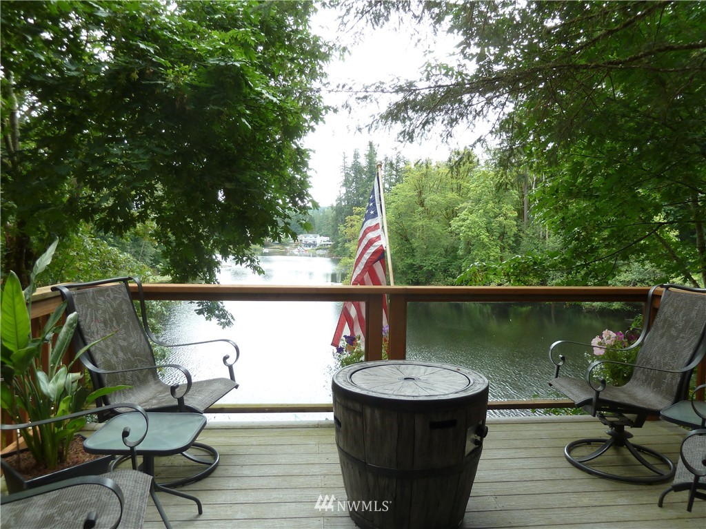 4932 Raccoon Valley Road Southeast Olympia, WA 98513 - Photo 7 of 23 Gallery Image 7