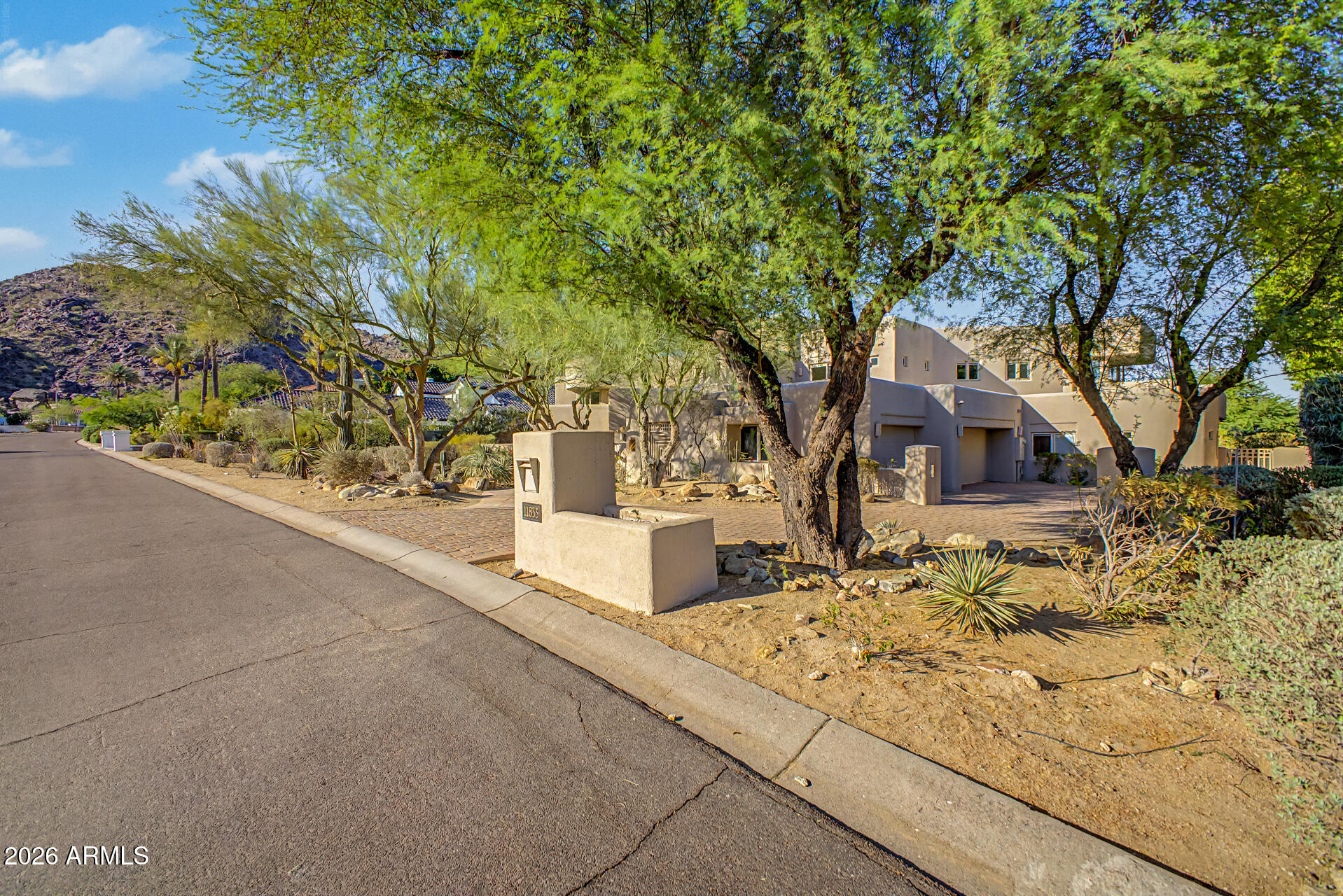 11833 South Montezuma Court Phoenix, AZ 85044 - Photo 9 of 113 09 - Montezuma