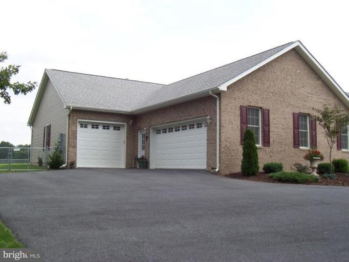 502 Fishel Road Winchester, VA 22602 - Photo 15 of 21 Garage 2