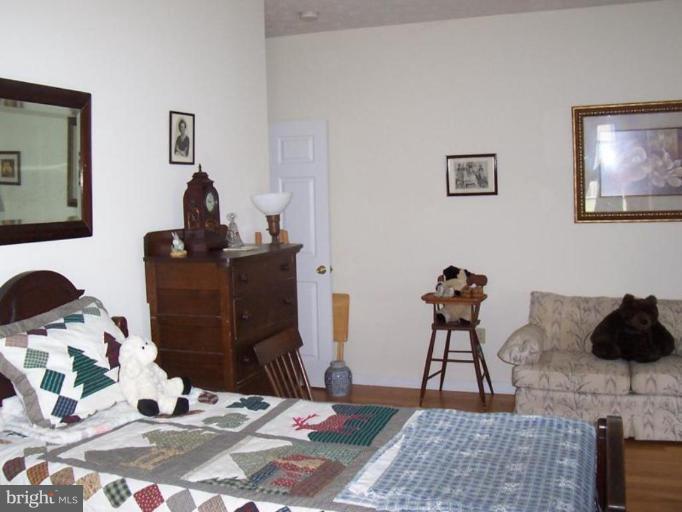 502 Fishel Road Winchester, VA 22602 - Photo 20 of 21 Bedroom #3