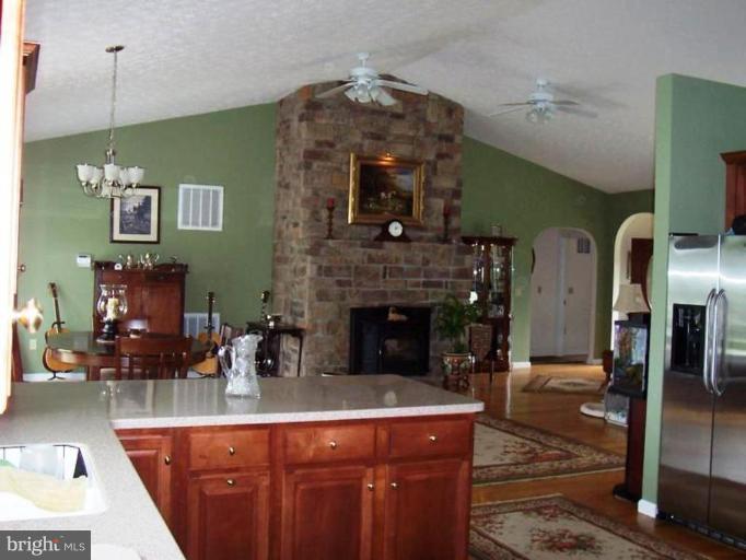 502 Fishel Road Winchester, VA 22602 - Photo 21 of 21 Kitchen/Dining Room
