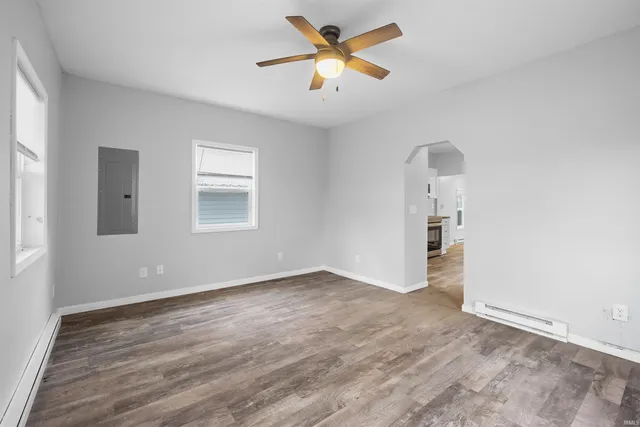 $122,400 | 418 West Church Street, Cambridge City, IN 47327