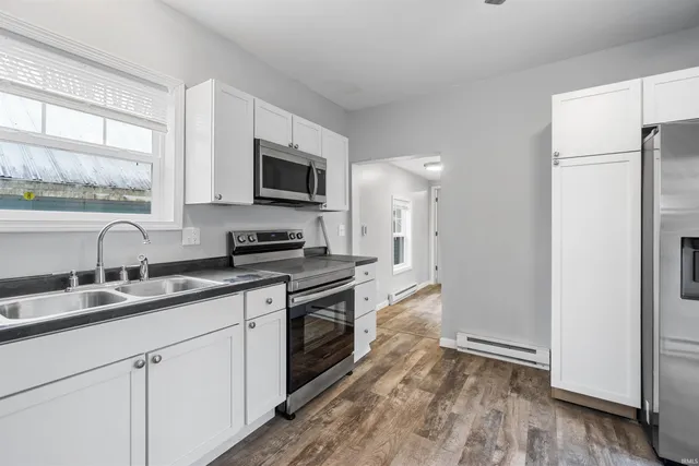 $122,400 | 418 West Church Street, Cambridge City, IN 47327