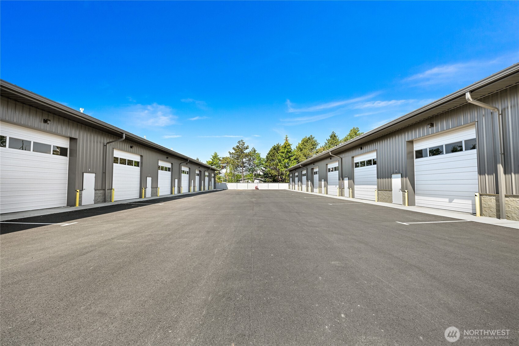 1629 Jills Court, Unit 3 Bellingham, WA 98226 - Photo 4 of 10 a view of large parking space and a street