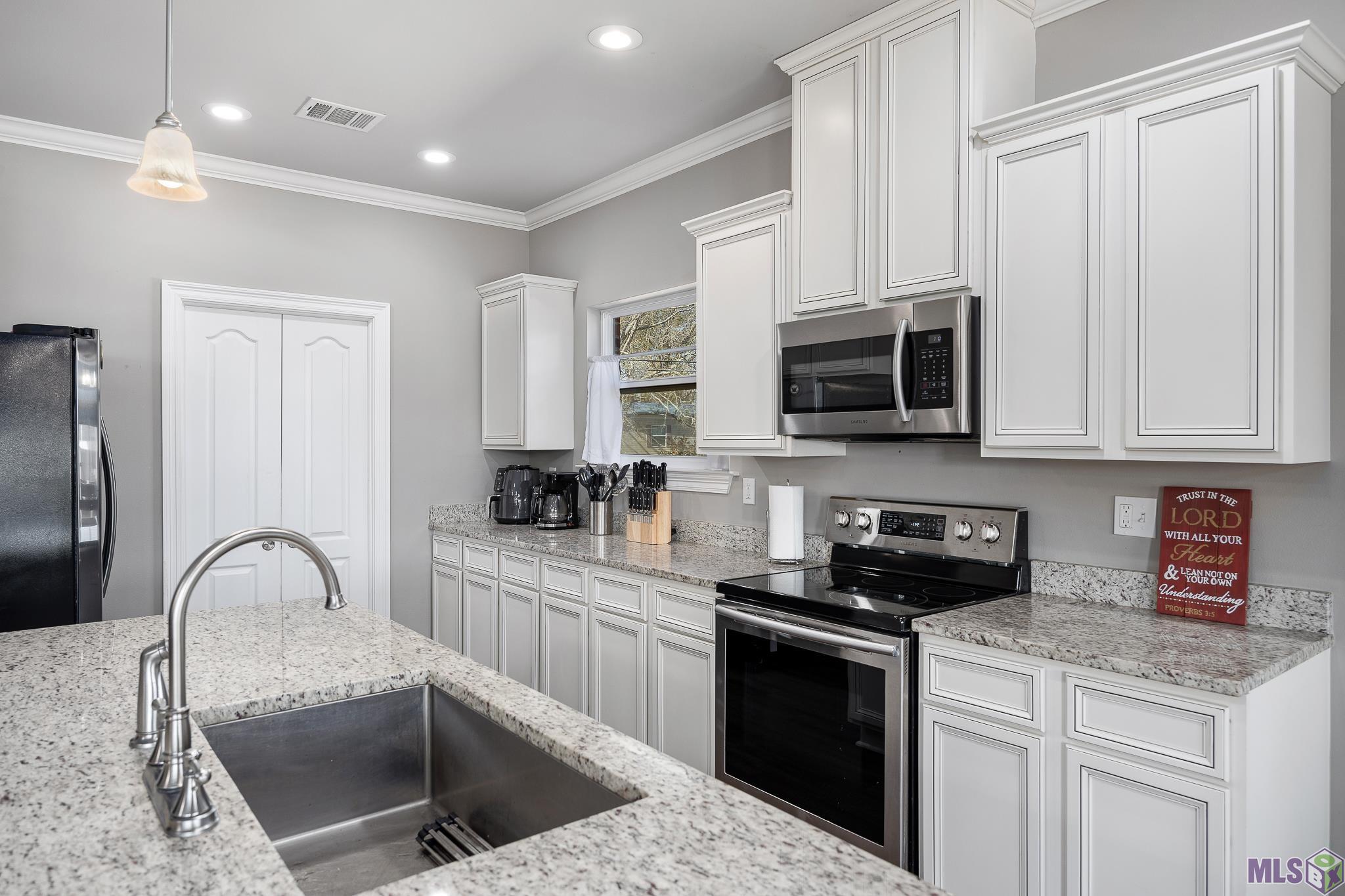 11486 Tannis Rd. St. Amant, LA 70774 - Photo 7 of 27