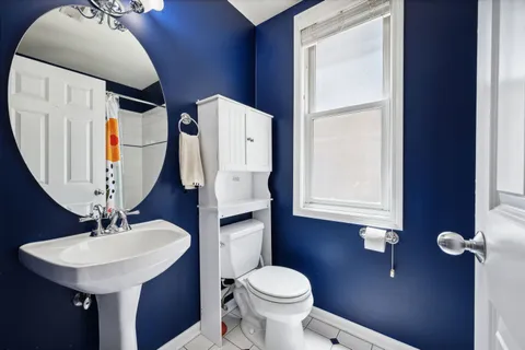 $599,000 | 3223 North Seminary Avenue, Unit 3, Chicago, IL 60657