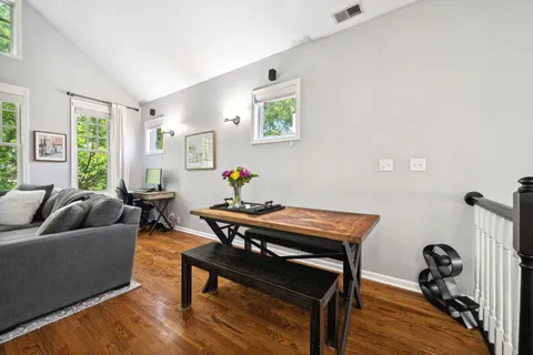 $599,000 | 3223 North Seminary Avenue, Unit 3, Chicago, IL 60657