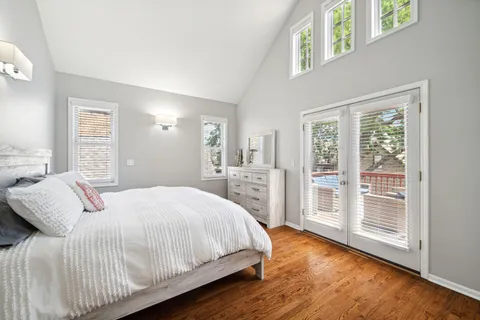 $599,000 | 3223 North Seminary Avenue, Unit 3, Chicago, IL 60657