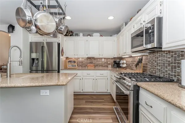 $964,900 | 26548 Cardinal Drive, Canyon Country, CA 91387