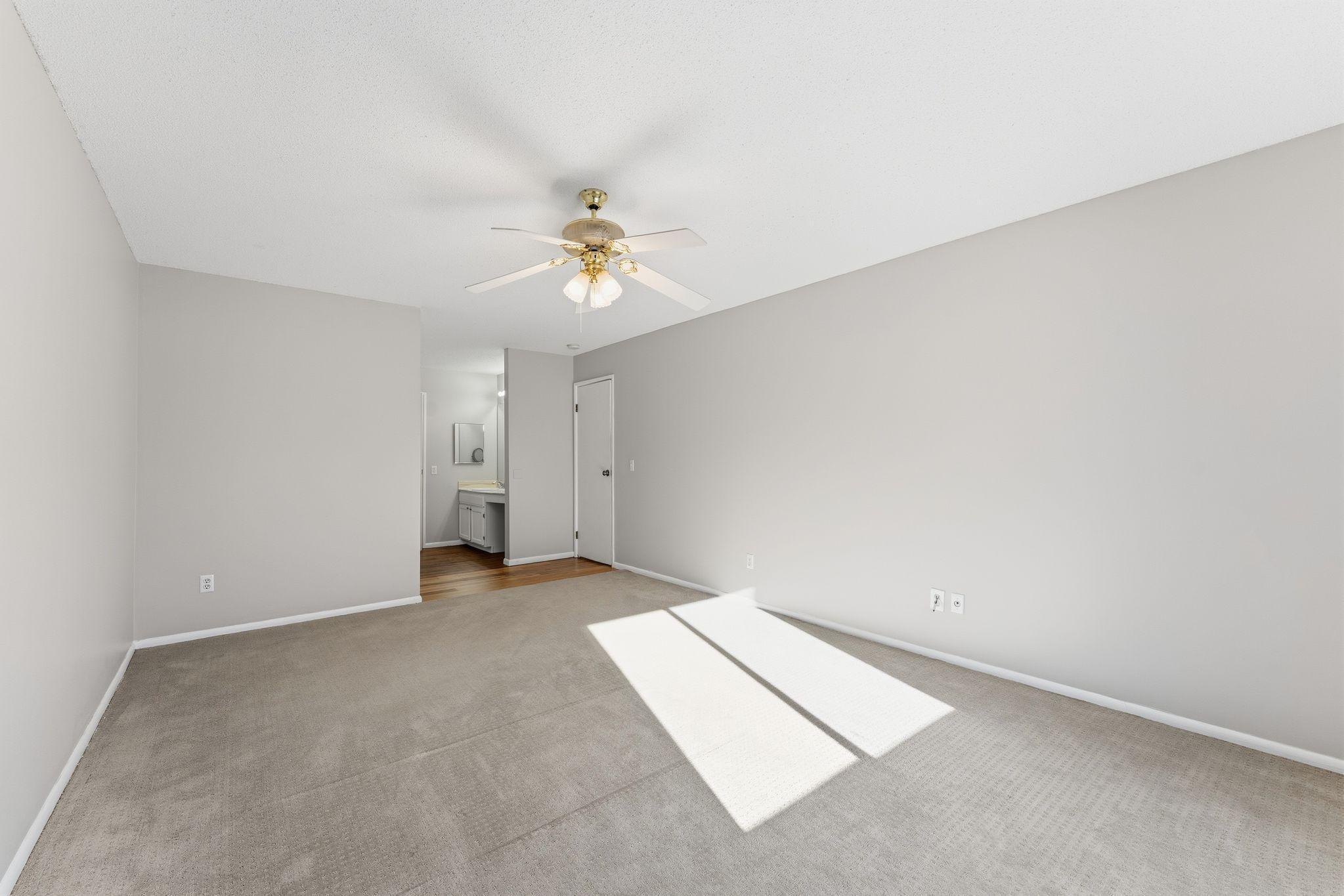 10311 Cedar Lake Road, Unit 103 Minnetonka, MN 55305 - Photo 11 of 31