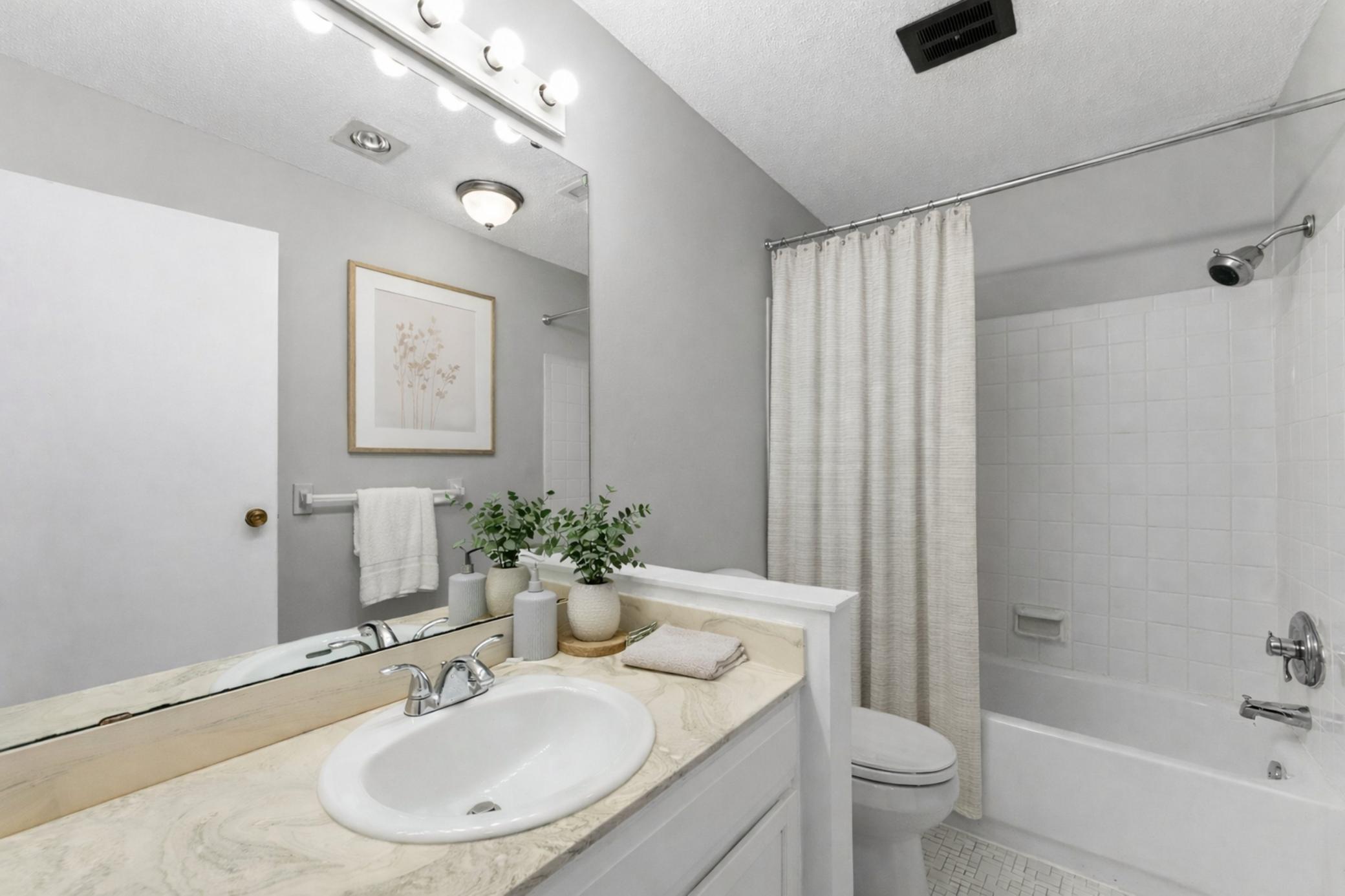 10311 Cedar Lake Road, Unit 103 Minnetonka, MN 55305 - Photo 18 of 31