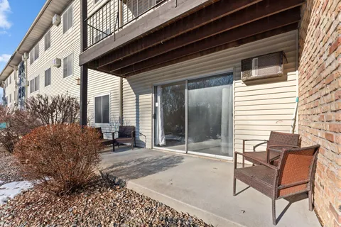 $165,000 | 10311 Cedar Lake Road, Unit 103, Minnetonka, MN 55305