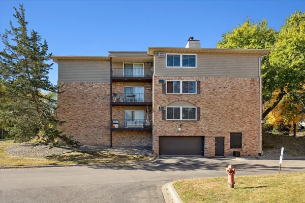$165,000 | 10311 Cedar Lake Road, Unit 103, Minnetonka, MN 55305