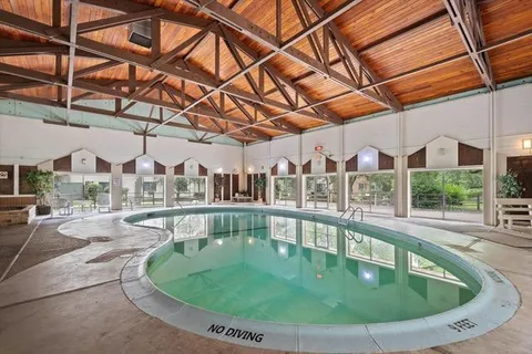 $165,000 | 10311 Cedar Lake Road, Unit 103, Minnetonka, MN 55305