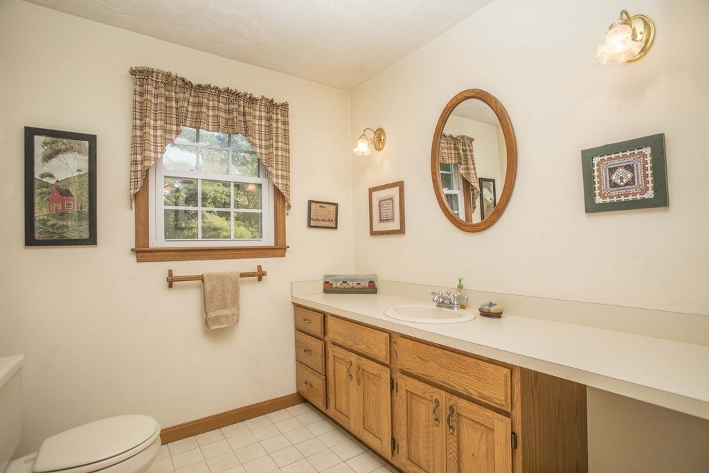 169 Bay Road Easton, MA 02356 - Photo 13 of 28 Gallery Image 13