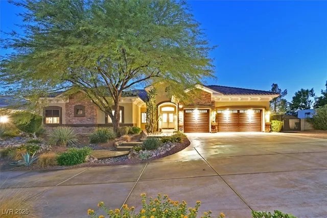 $1,275,000 | 8485 Frazier Park Court, Las Vegas, NV 89143