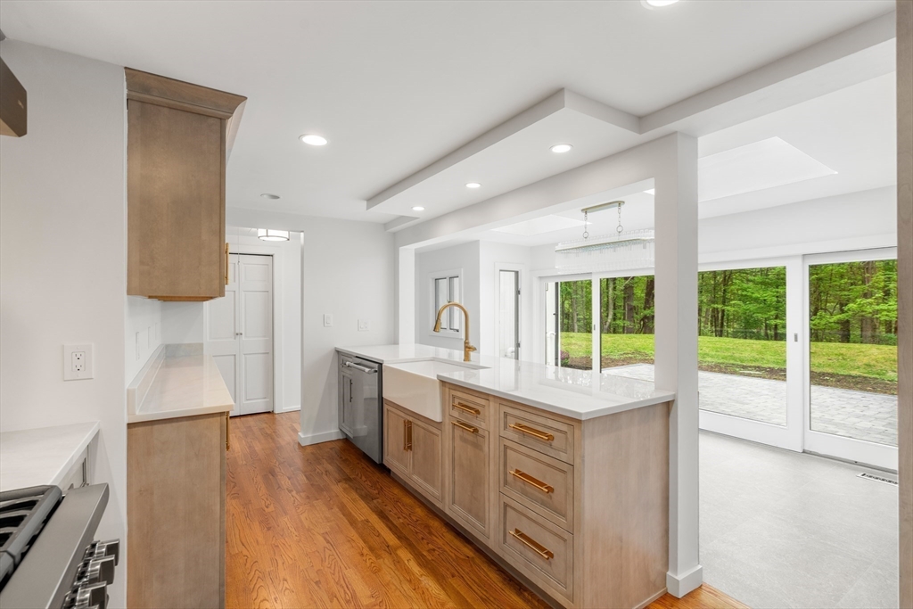 82 Maynard Road Sudbury, MA 01776 - Photo 10 of 42