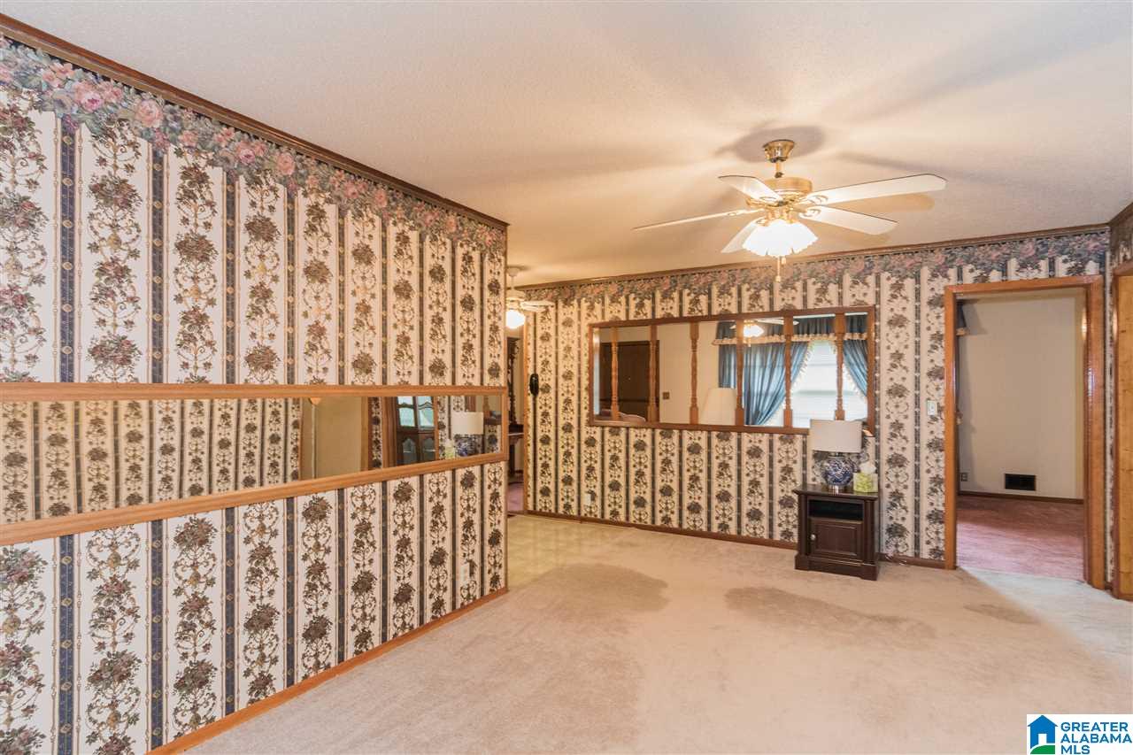 340 10th Street Pleasant Grove, AL 35127 - Photo 12 of 38