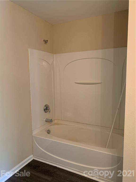 2330 Gooseberry Road, Unit 35 Charlotte, NC 28208 - Photo 6 of 10 Gallery Image 6