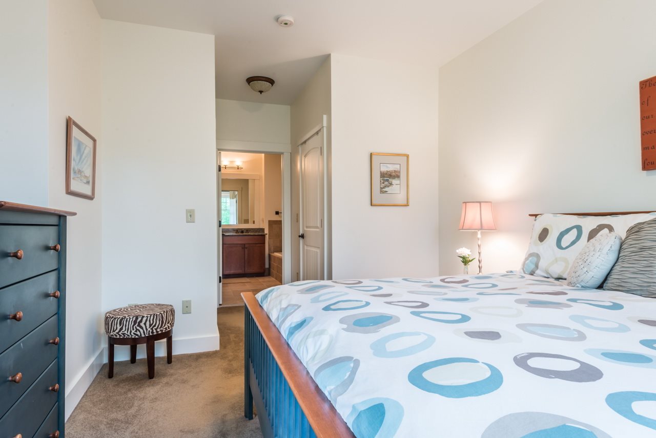 21 Riverside Terrace Drive, Unit B Lincoln, NH 03251 - Photo 12 of 40