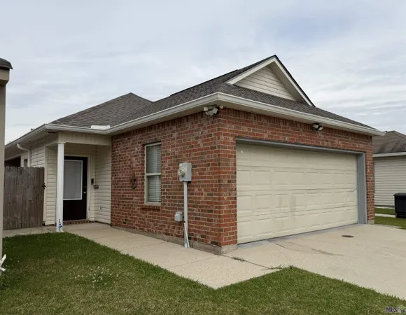 $1,950 | 1046 Sedona Pines Drive, Baton Rouge, LA 70816