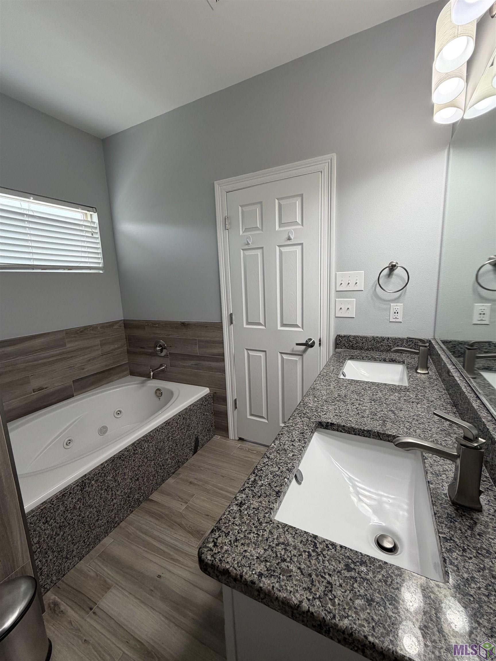 1046 Sedona Pines Drive Baton Rouge, LA 70816 - Photo 13 of 19