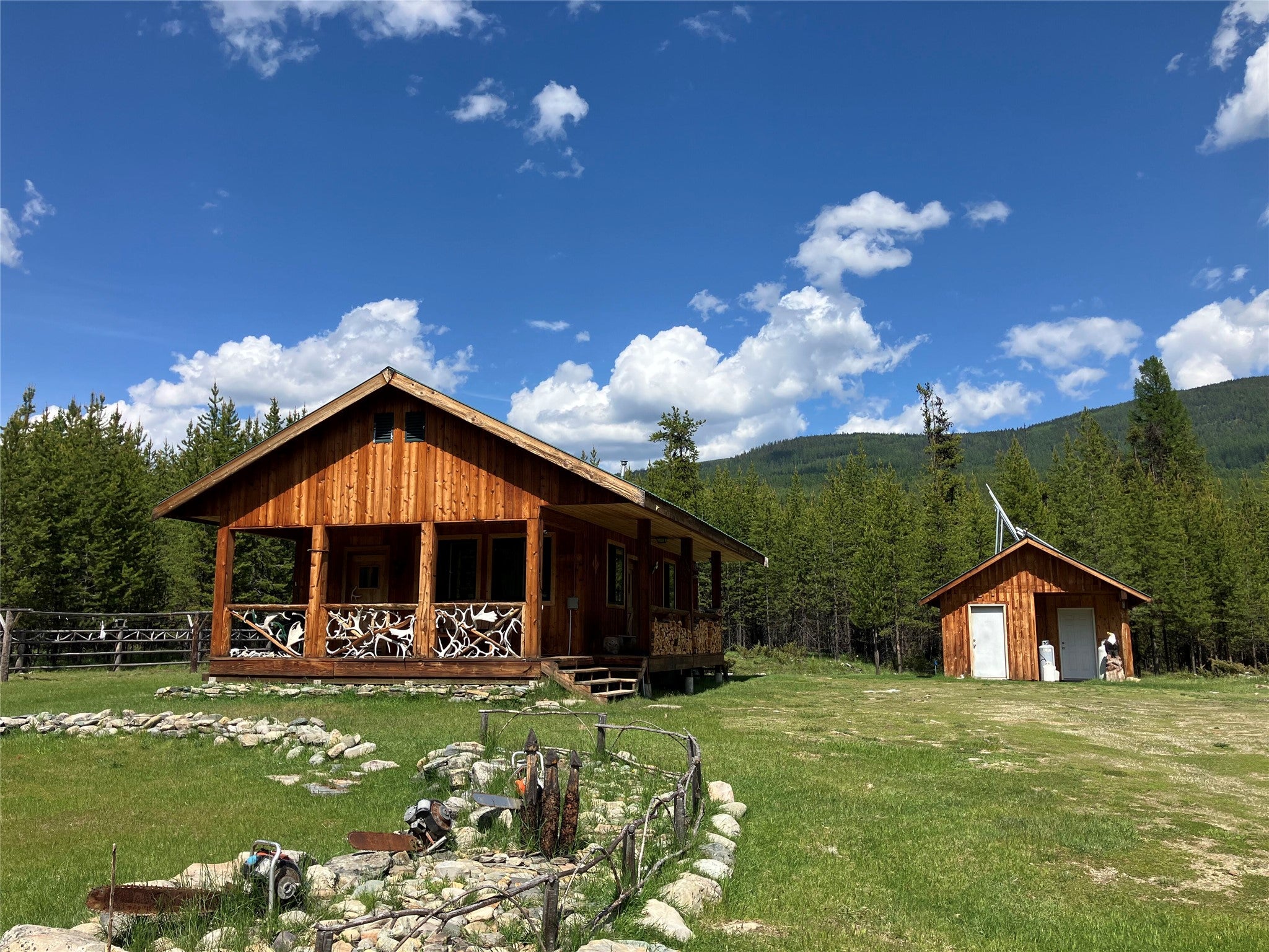 1606 North Fork Yaak Road Troy, MT 59935 - Photo 4 of 98 Gallery Image 4