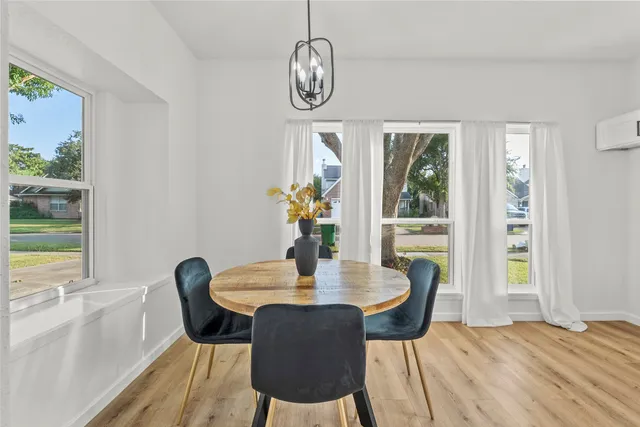 $234,000 | 617 Prairie Lane, Angleton, TX 77515