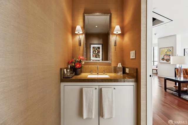 $2,200,000 | 690 Market Street, Unit 2404, San Francisco, CA 94104