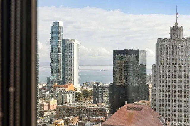 $2,200,000 | 690 Market Street, Unit 2404, San Francisco, CA 94104