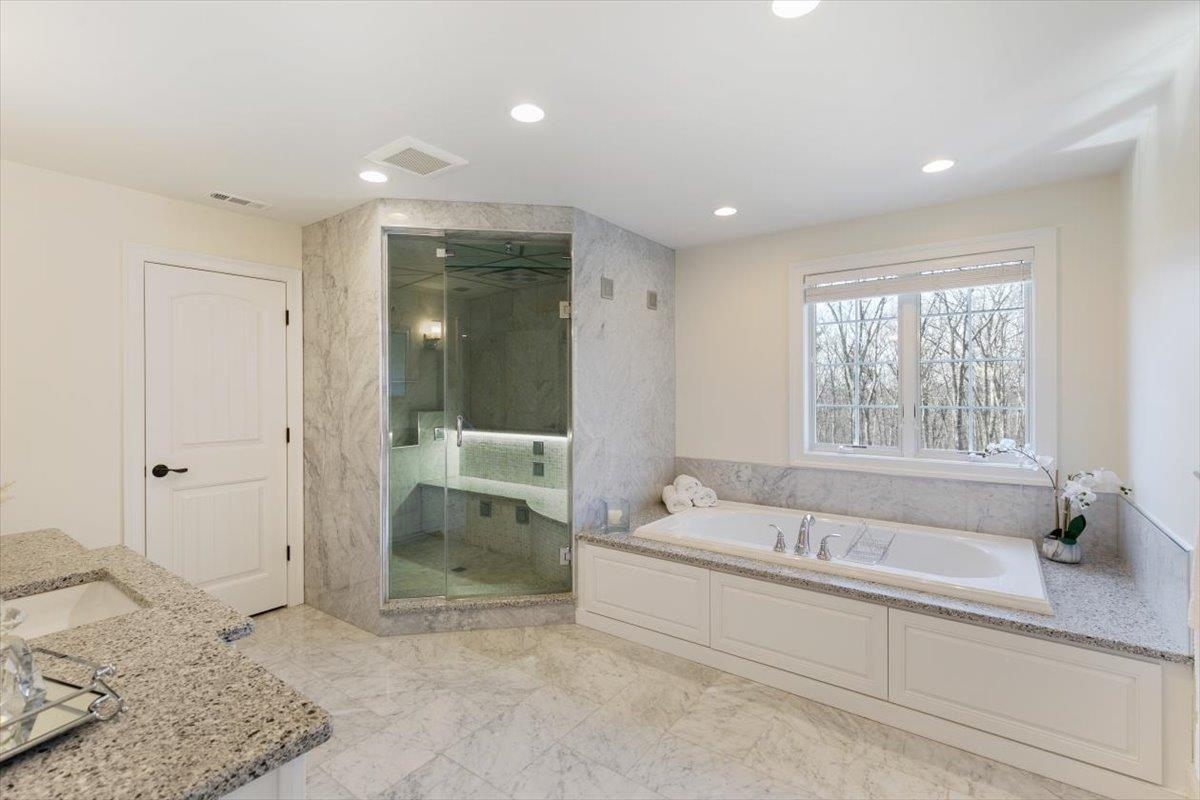 15 Bennington Road Windham, NH 03087 - Photo 14 of 40