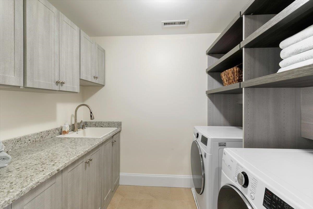 15 Bennington Road Windham, NH 03087 - Photo 17 of 40