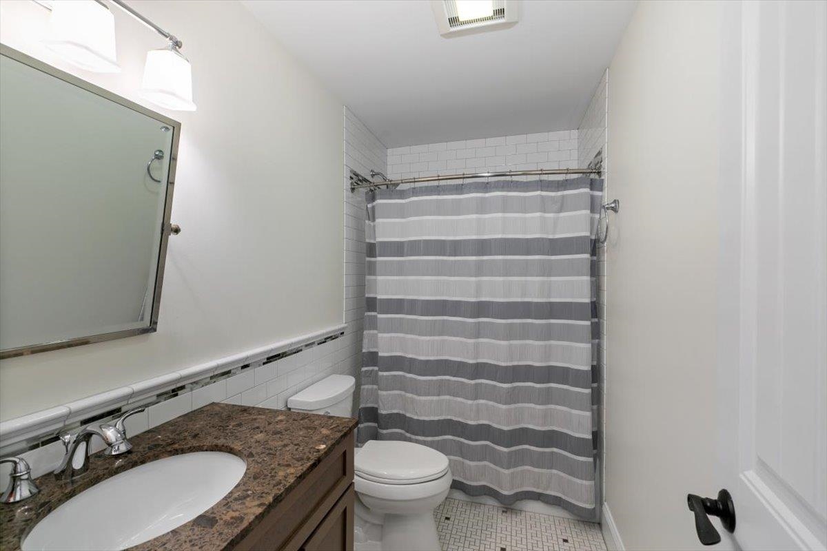 15 Bennington Road Windham, NH 03087 - Photo 19 of 40