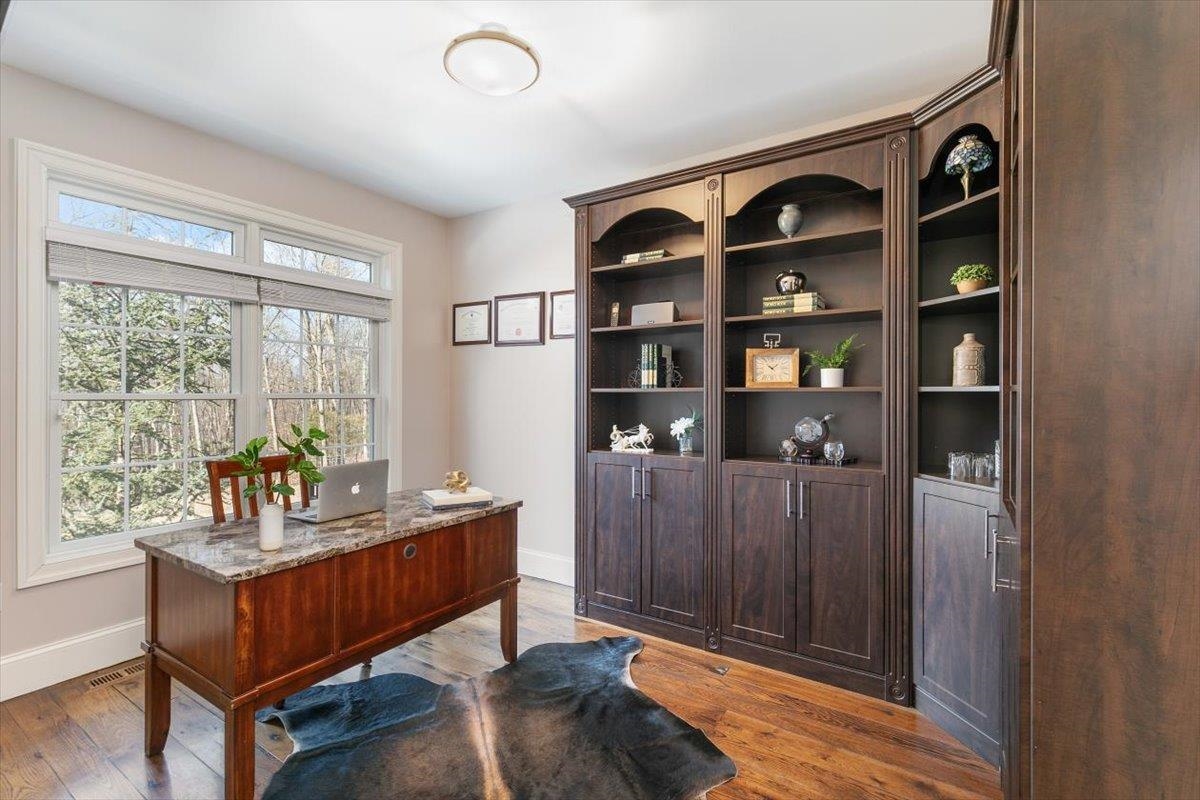 15 Bennington Road Windham, NH 03087 - Photo 7 of 40