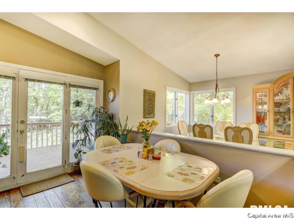 829 High Pointe Drive Springfield, IL 62702 - Photo 11 of 22