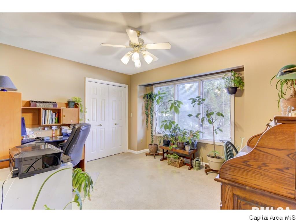 829 High Pointe Drive Springfield, IL 62702 - Photo 15 of 22