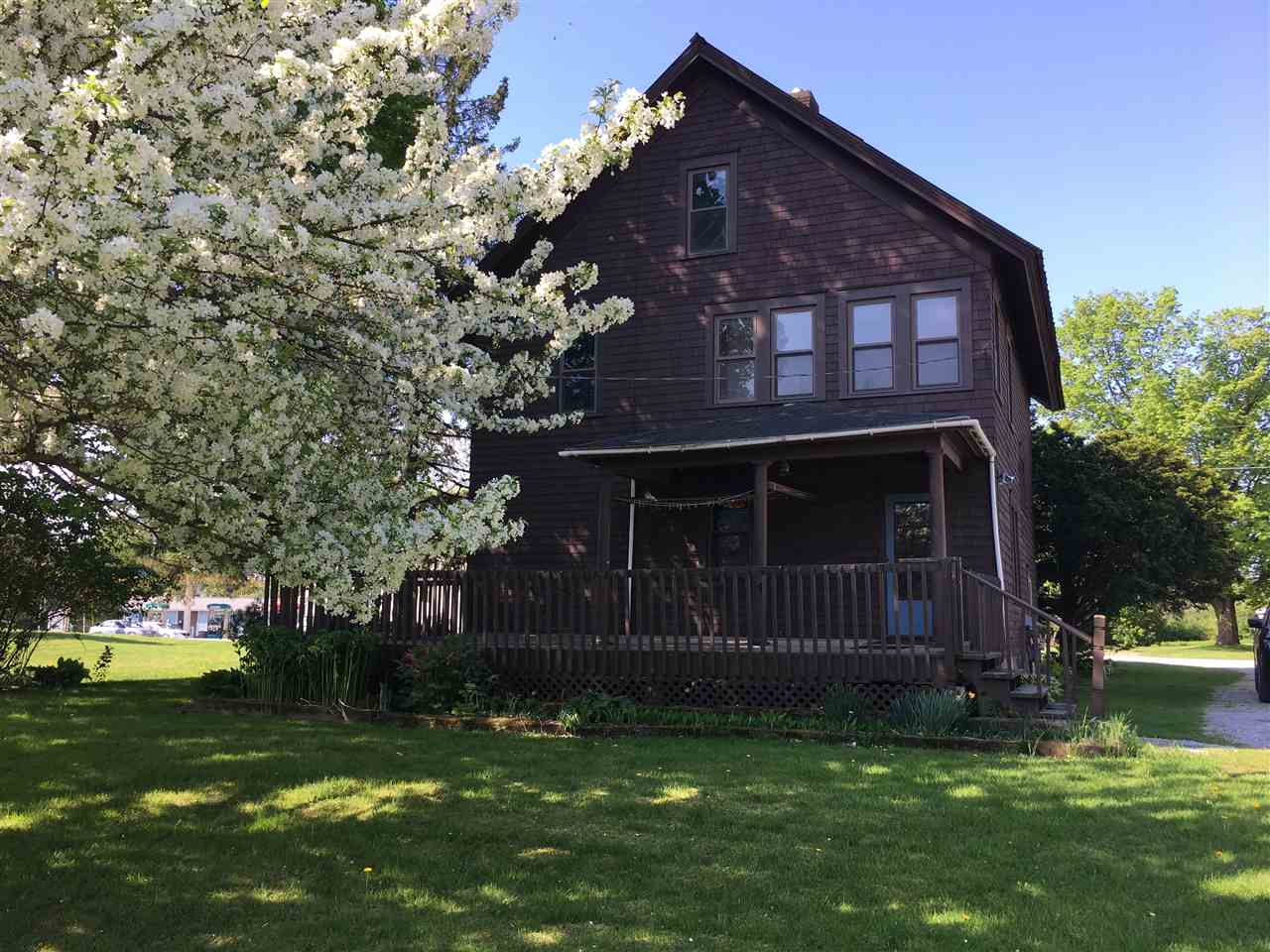 652 Mill Street Sheldon, VT 05483 - Photo 2 of 32