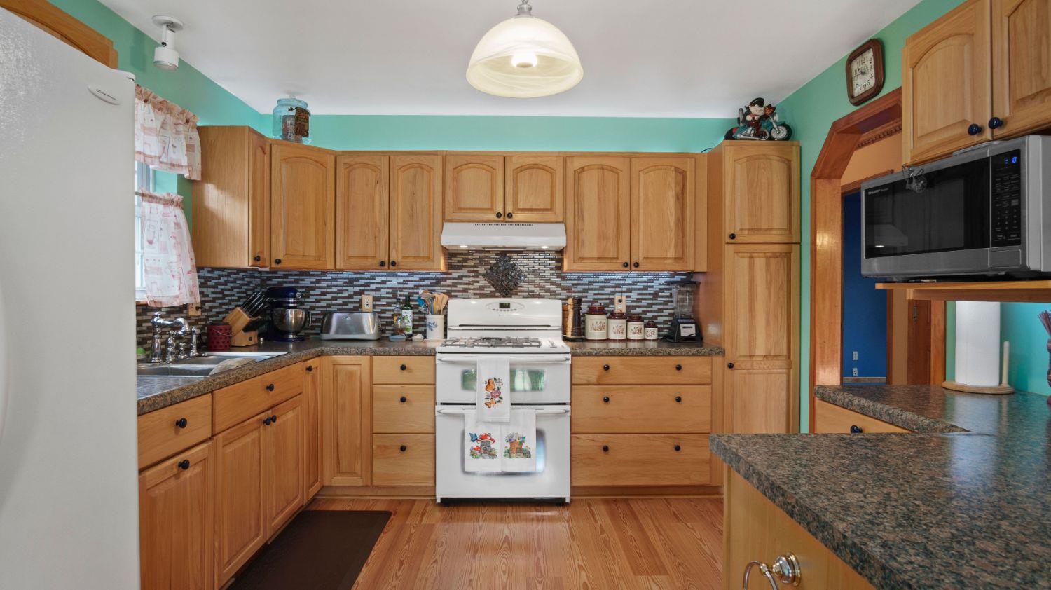 6153 Robbins Road Portage, IN 46368 - Photo 8 of 39 1500x842