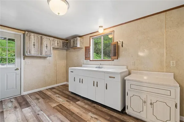 $94,900 | 312 Harrison Street, East Vandergrift, PA 15629