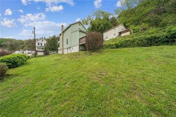 $94,900 | 312 Harrison Street, East Vandergrift, PA 15629