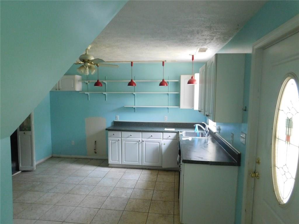 105 Soose Road Pittsburgh, PA 15209 - Photo 3 of 9 Gallery Image 3